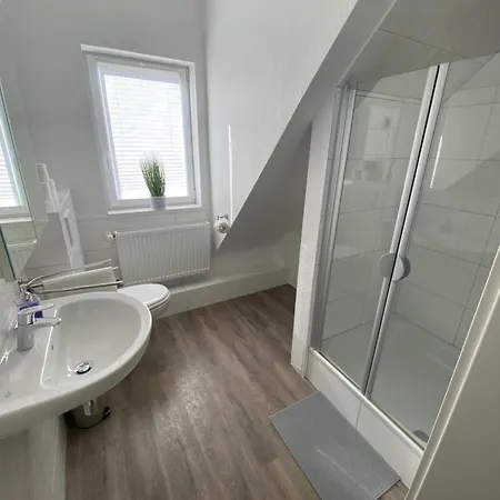 Royal - & Fahrradverleih * Brema