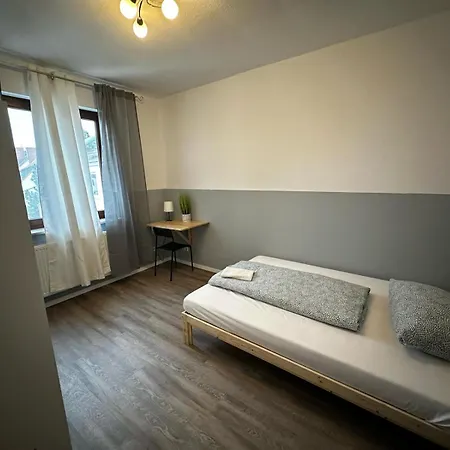 Royal - & Fahrradverleih *