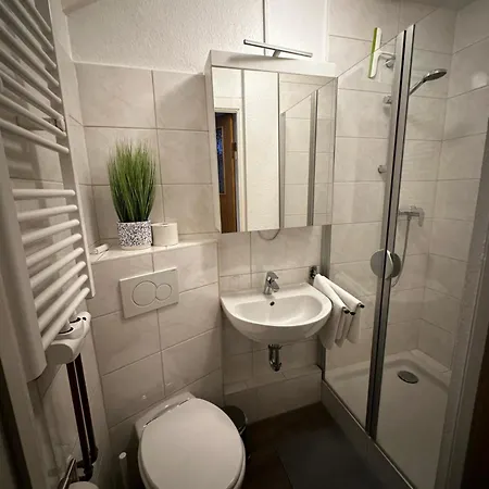 Royal - & Fahrradverleih * Brema