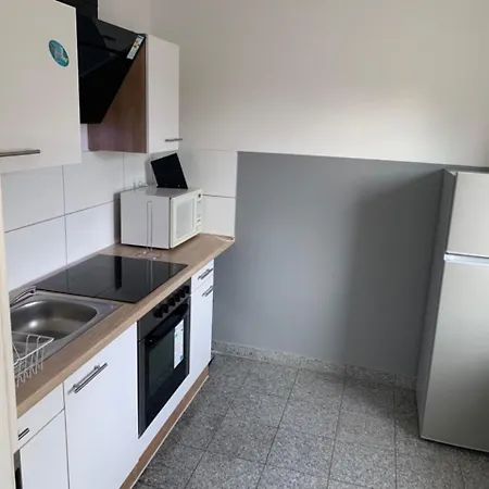 Royal - & Fahrradverleih * Brema