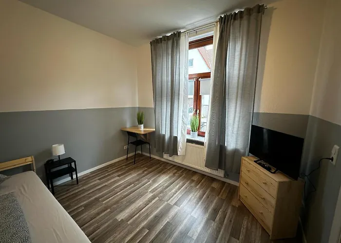 Royal - & Fahrradverleih * Brema