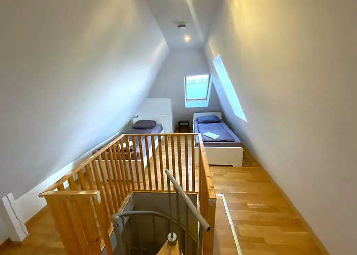 Royal - & Fahrradverleih *