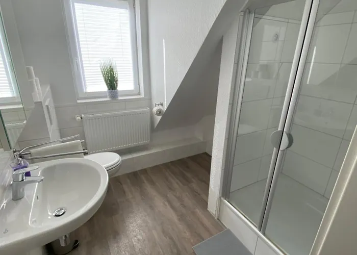 Royal - & Fahrradverleih * Brema