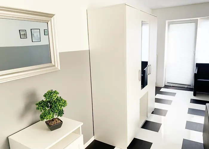 Royal - & Fahrradverleih Brema